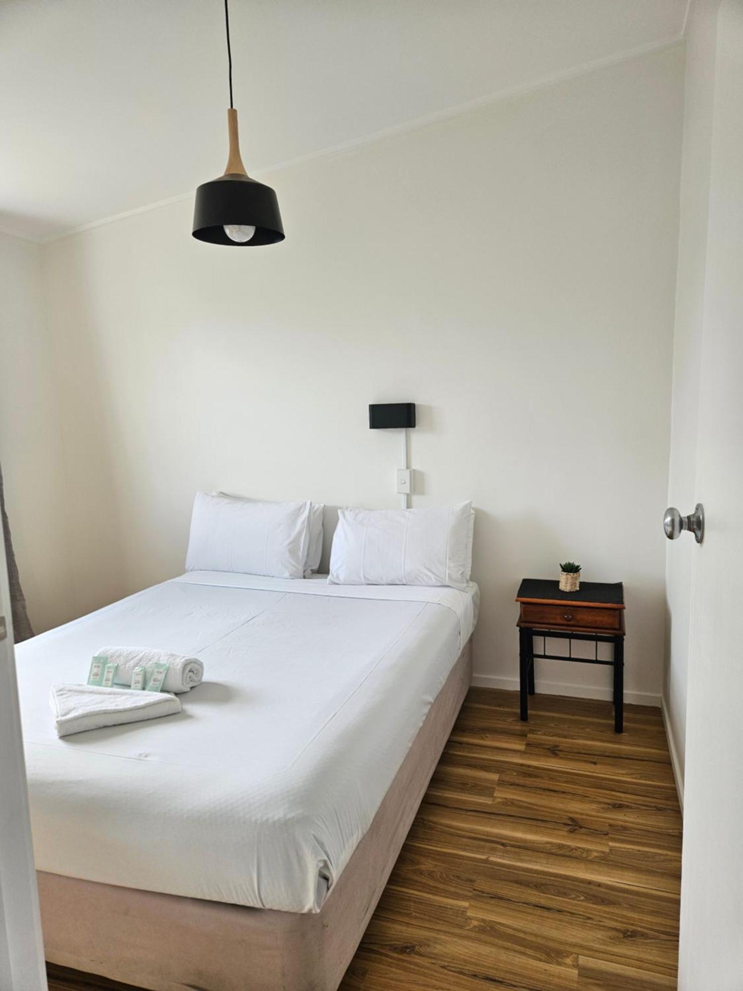 Frimley Lodge Motel Гастінгс Екстер'єр фото